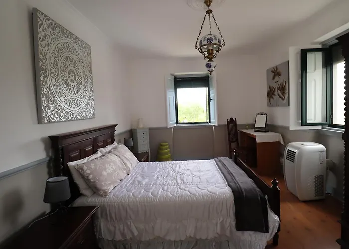 Exclusive & Luxury Traditional Portuguese 4* Sinde