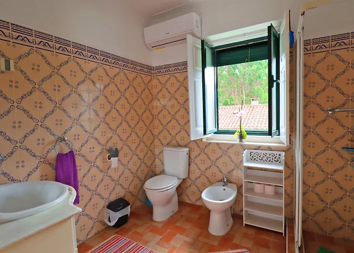 Exclusive & Luxury Traditional Portuguese Sinde