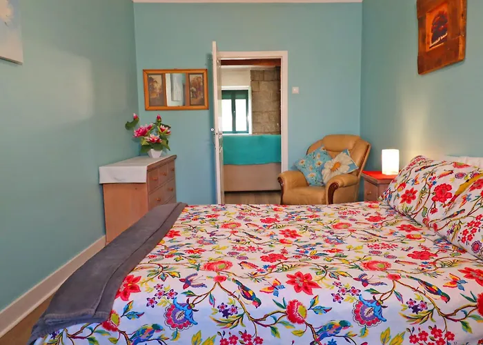 Exclusive & Luxury Traditional Portuguese 4* Sinde